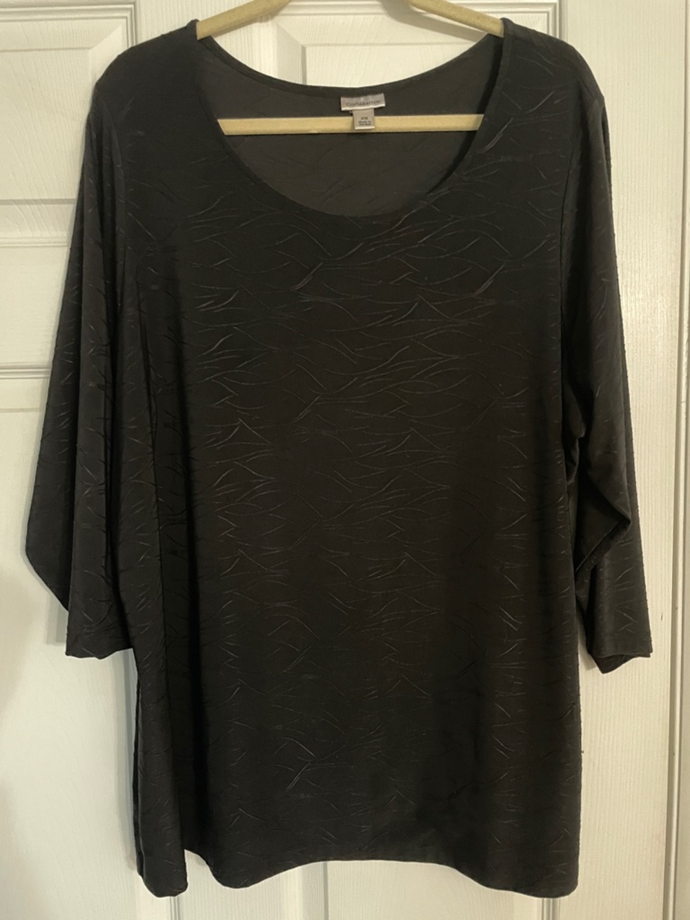 croft & barrow Black Scoop Neck 3/4 Sleeve Top